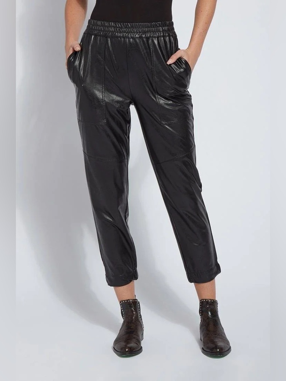 Lyssé Brisk Faux Leather Jogger – XS